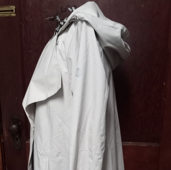 Bernardo lightweight all weather windbreaker jacket coat w/hood belt geo… - Picture 7 of 16